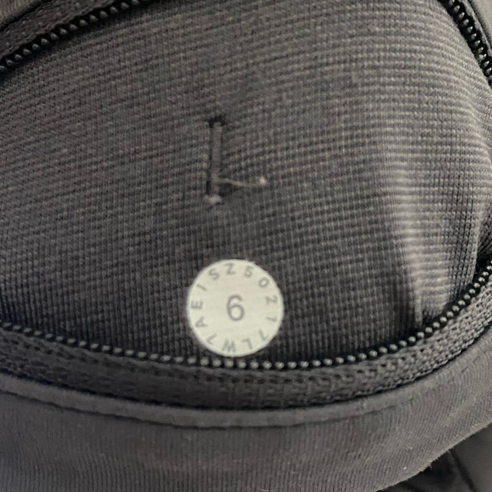 LULULEMON shorts - Picture 3 of 3